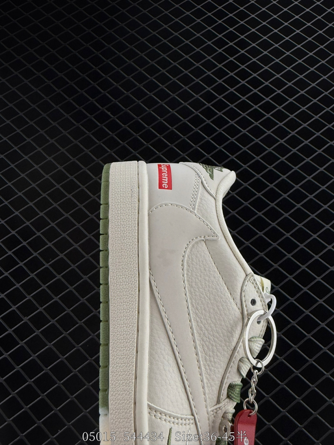 Travis Scott x Air Jordan 1 ” Reverse Mocha “